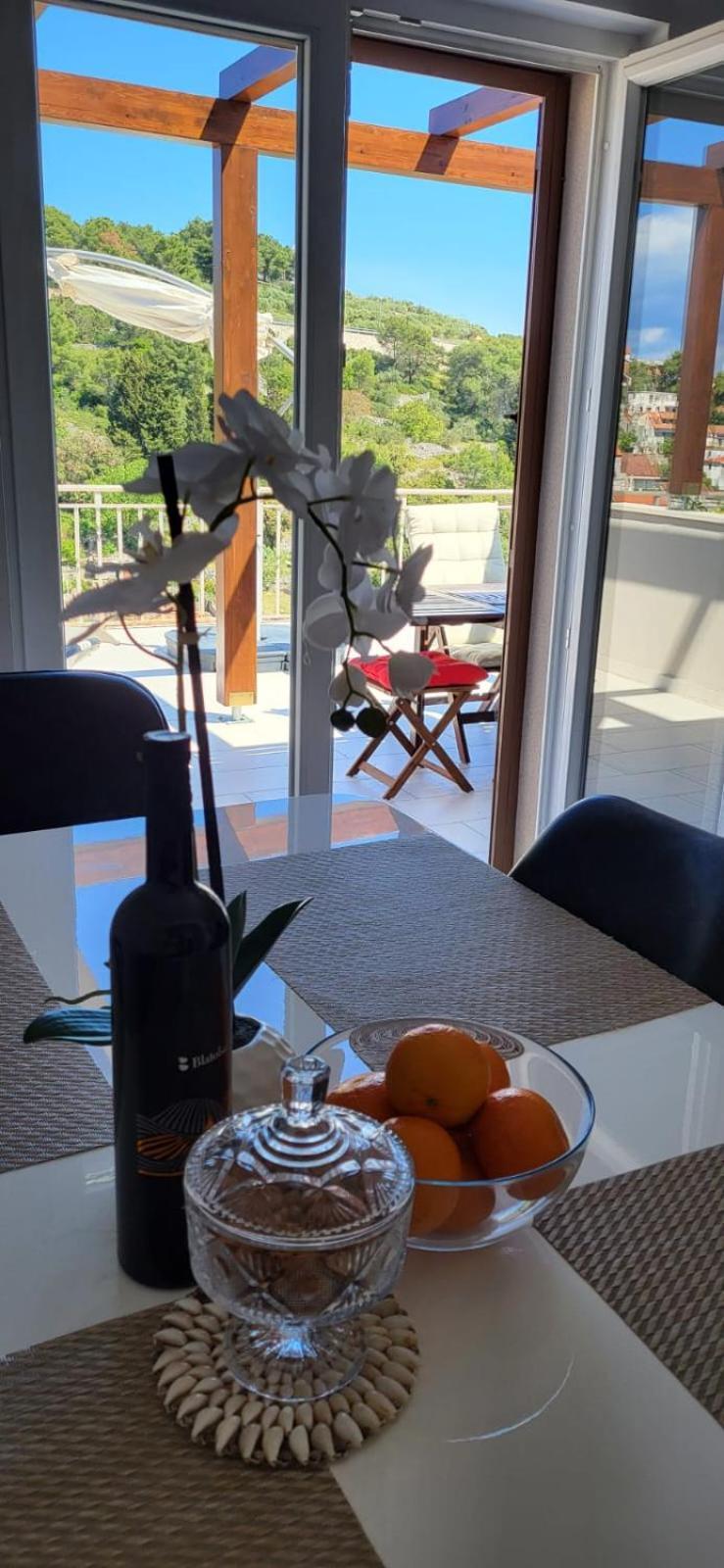 New Apartment With Panoramic View ストモルスカ エクステリア 写真